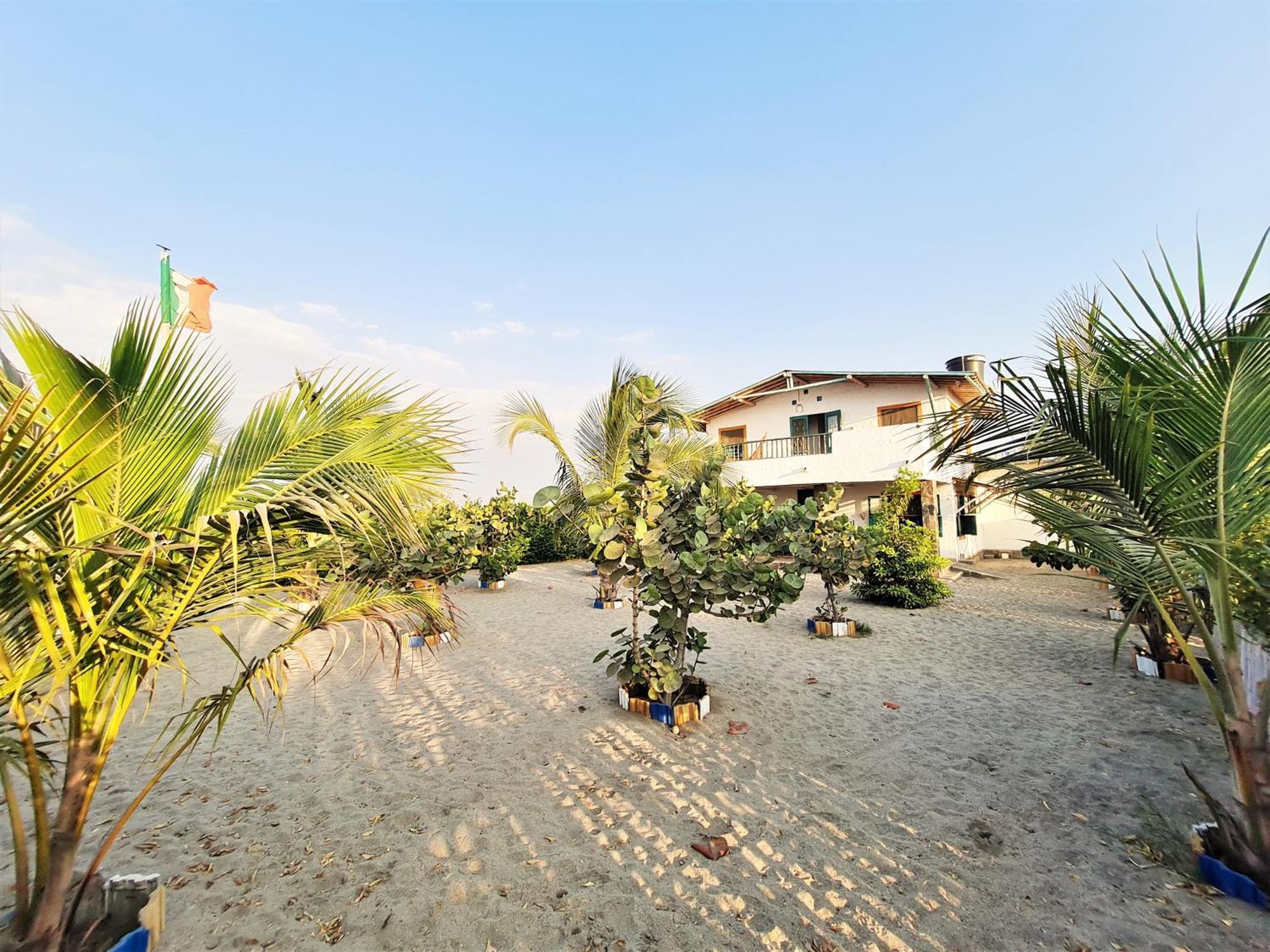 Eco-Hotel Chevere Beach Puebloviejo ภายนอก รูปภาพ