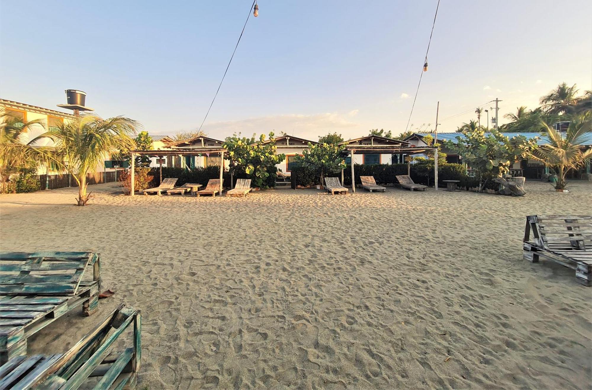 Eco-Hotel Chevere Beach Puebloviejo ภายนอก รูปภาพ
