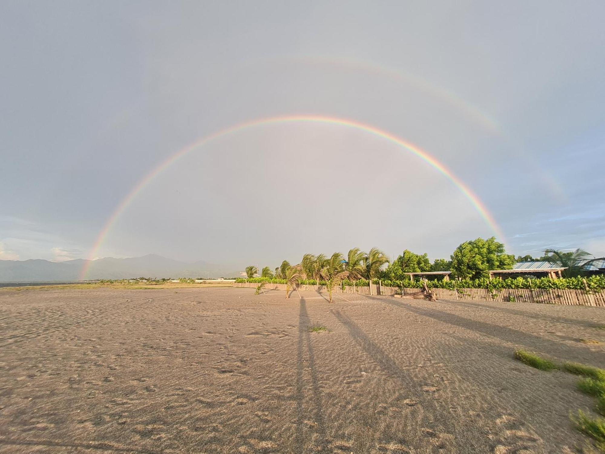Eco-Hotel Chevere Beach Puebloviejo ภายนอก รูปภาพ